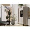 vitrína GRANDE v pieskovej farbe s tmavými nožičkami